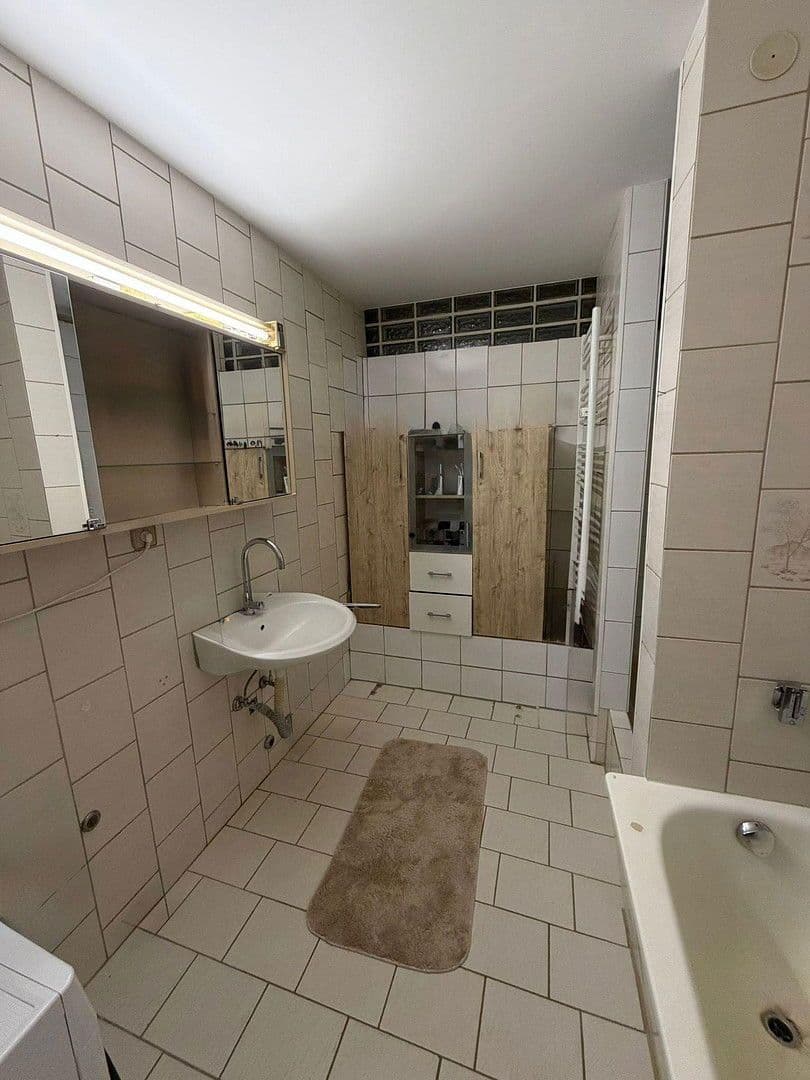 Prenájom bytu 4-izbový 121 m², Berliner Platz 8, Sindelfingen, Bádensko-Wurttembersko Prenájom bytu 4-izbový 121 m², Berliner Platz 8, Sindelfingen, Bádensko-Wurttembersko