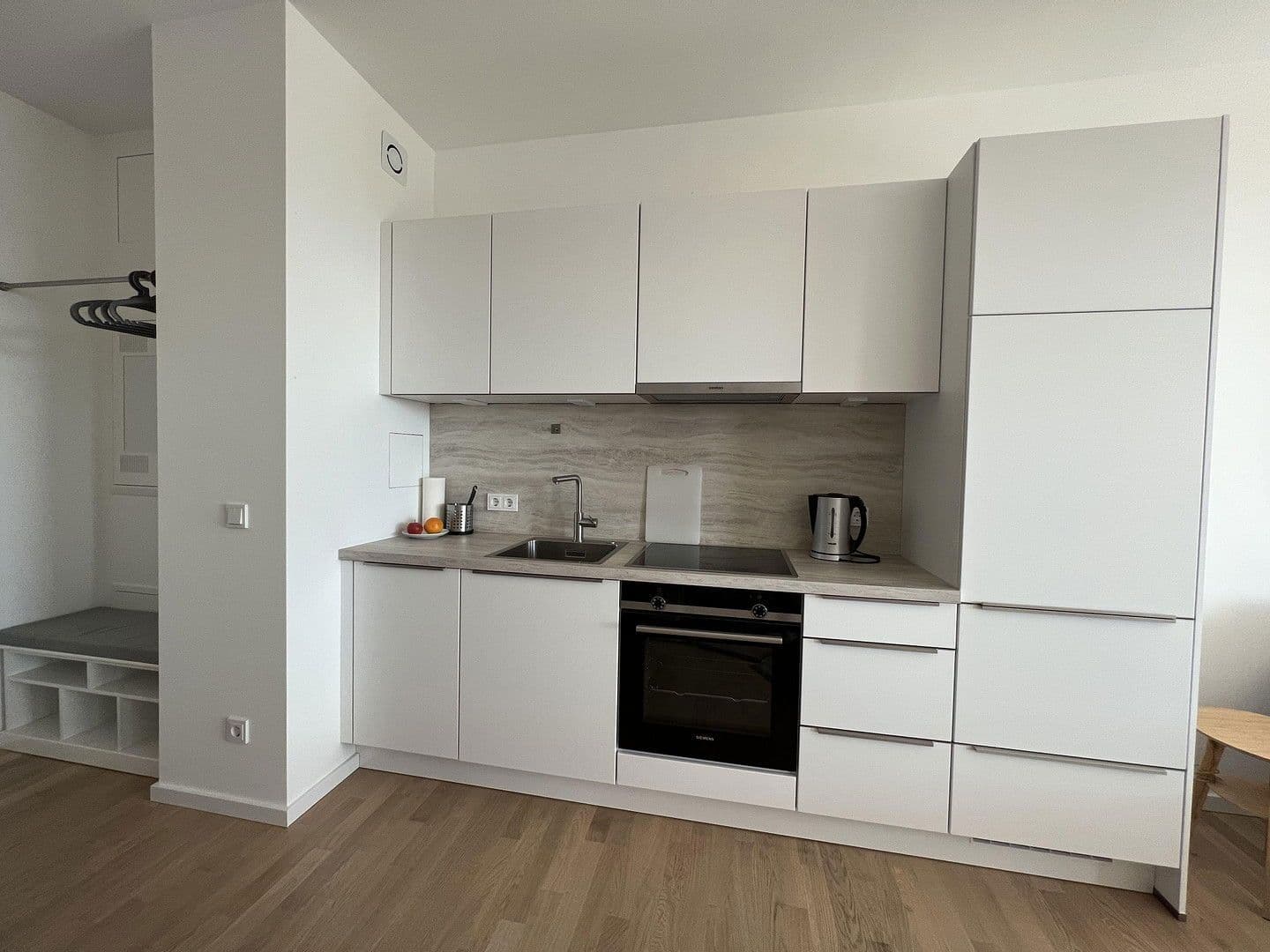 Prenájom bytu 2-izbový 57 m², Mühlenstrasse 20, Berlin, Berlín Prenájom bytu 2-izbový 57 m², Mühlenstrasse 20, Berlin, Berlín
