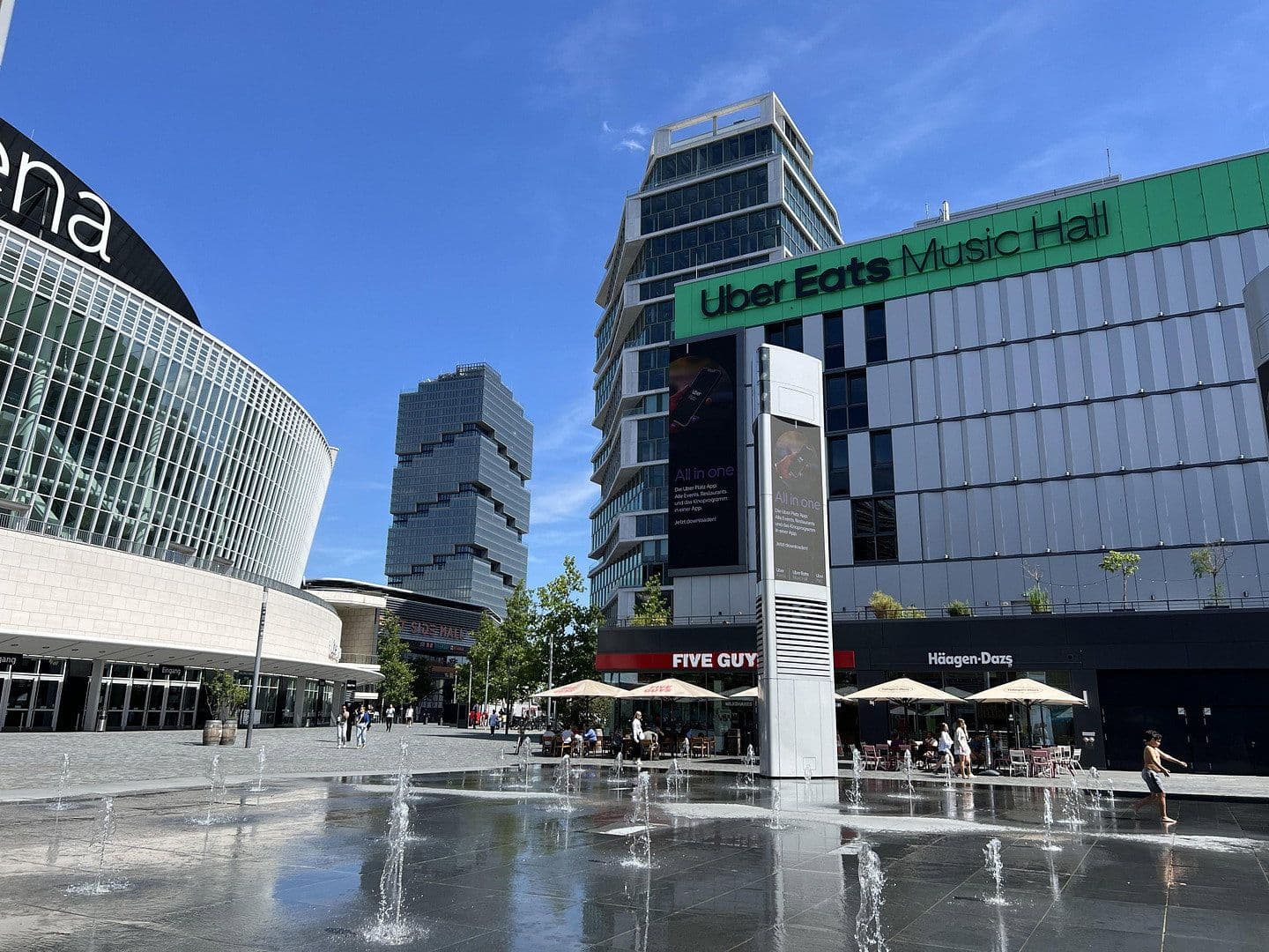 Prenájom bytu 2-izbový 57 m², Mühlenstrasse 20, Berlin, Berlín Prenájom bytu 2-izbový 57 m², Mühlenstrasse 20, Berlin, Berlín