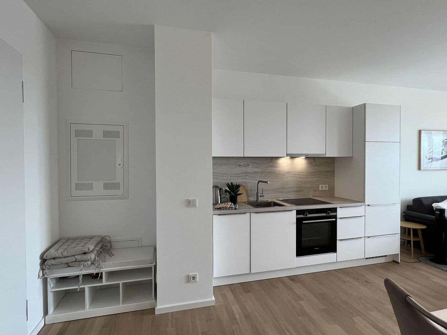 Prenájom bytu 2-izbový 57 m², Mühlenstrasse 20, Berlin, Berlín Prenájom bytu 2-izbový 57 m², Mühlenstrasse 20, Berlin, Berlín