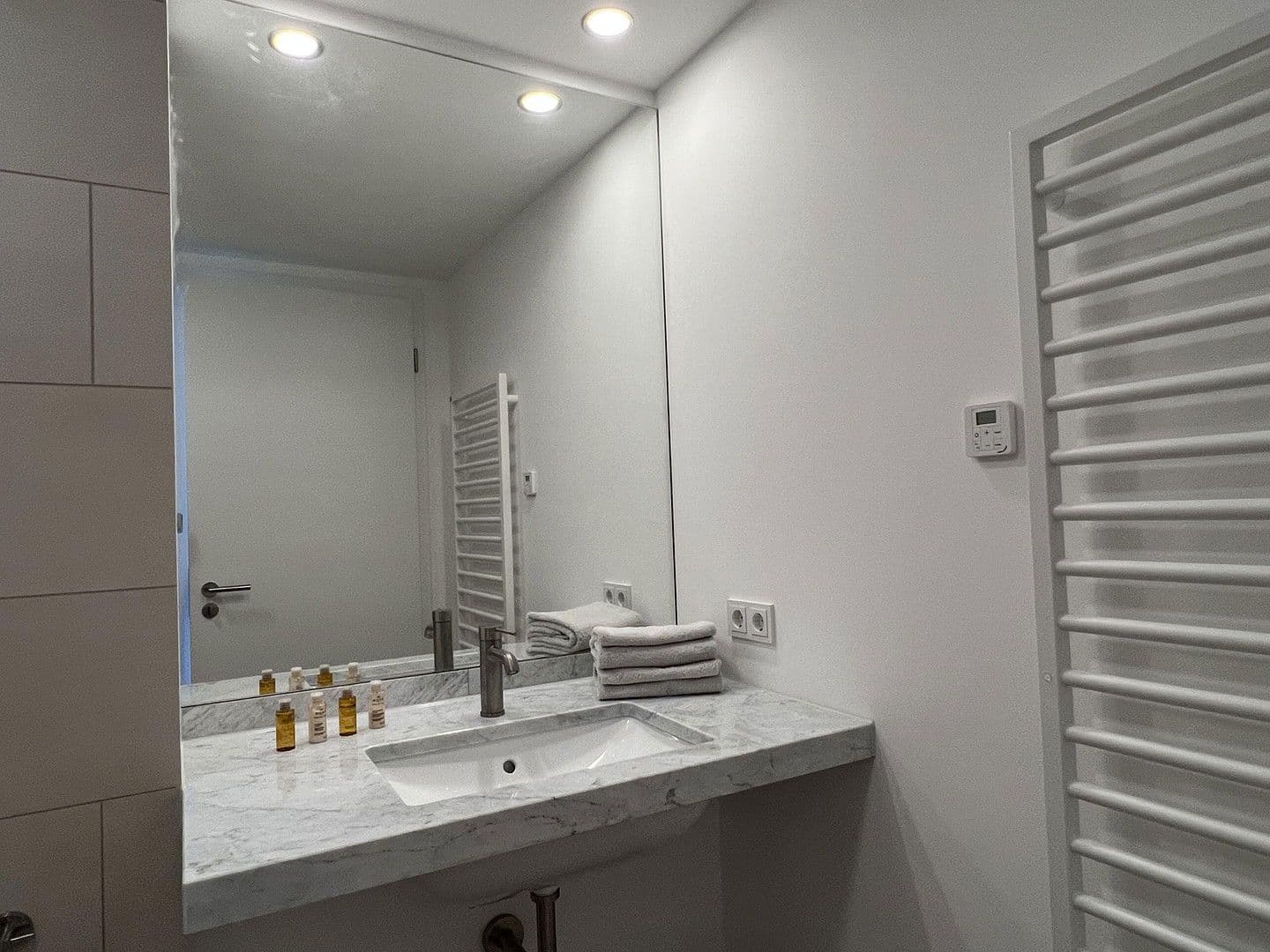 Prenájom bytu 2-izbový 57 m², Mühlenstrasse 20, Berlin, Berlín Prenájom bytu 2-izbový 57 m², Mühlenstrasse 20, Berlin, Berlín