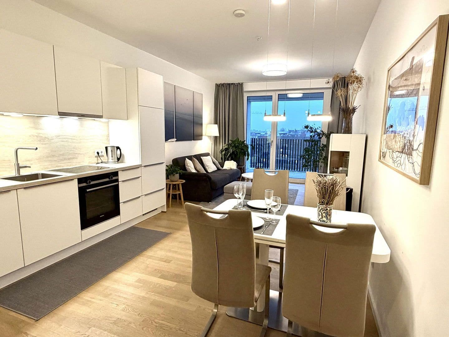 Prenájom bytu 2-izbový 57 m², Mühlenstrasse 20, Berlin, Berlín Prenájom bytu 2-izbový 57 m², Mühlenstrasse 20, Berlin, Berlín