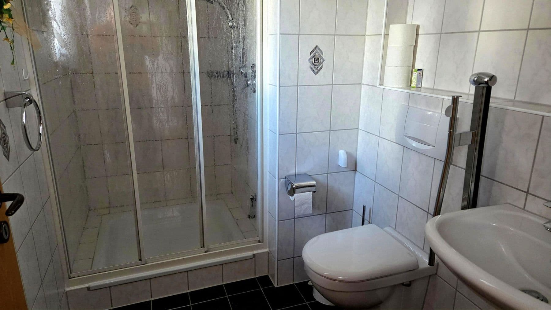 Predaj domu 162 m², pozemek 659 m², Roßtal, Bavorsko Predaj domu 162 m², pozemek 659 m², Roßtal, Bavorsko