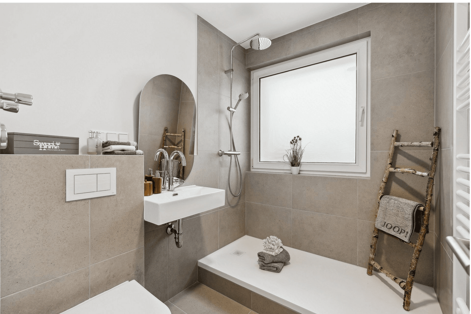 Predaj bytu 3-izbový 81 m², Hannover, Dolné Sasko Predaj bytu 3-izbový 81 m², Hannover, Dolné Sasko