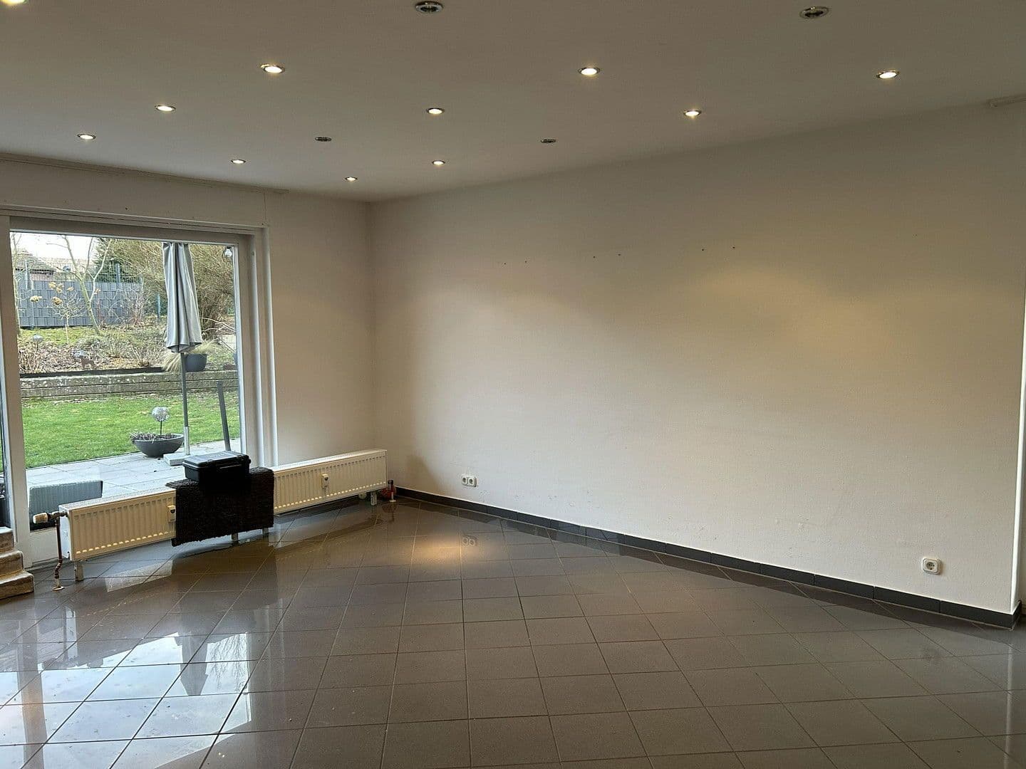 Prenájom bytu 4-izbový 124 m², Alzenau, Bavorsko Prenájom bytu 4-izbový 124 m², Alzenau, Bavorsko