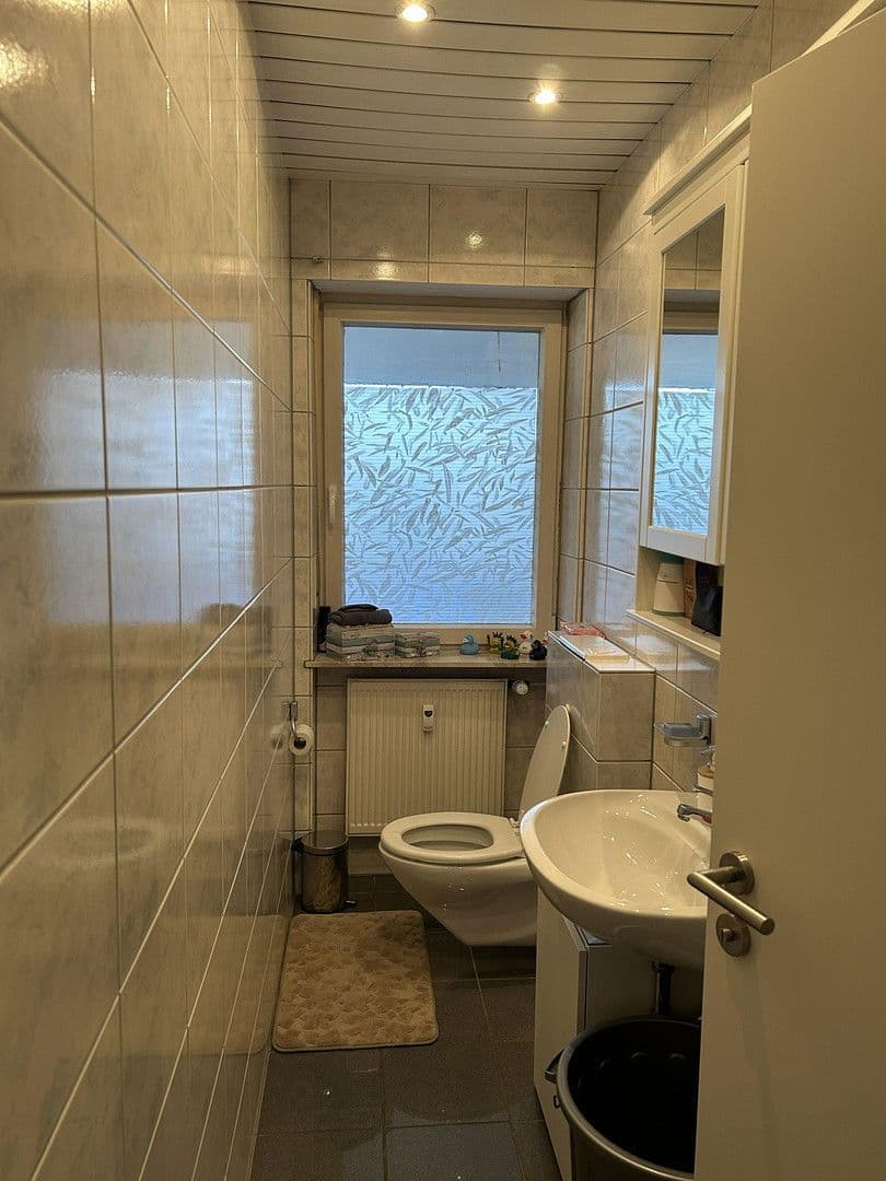 Prenájom bytu 4-izbový 124 m², Alzenau, Bavorsko Prenájom bytu 4-izbový 124 m², Alzenau, Bavorsko