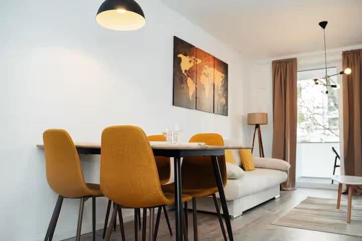 Prenájom bytu 2-izbový 59 m², Bremen, Brémy Prenájom bytu 2-izbový 59 m², Bremen, Brémy