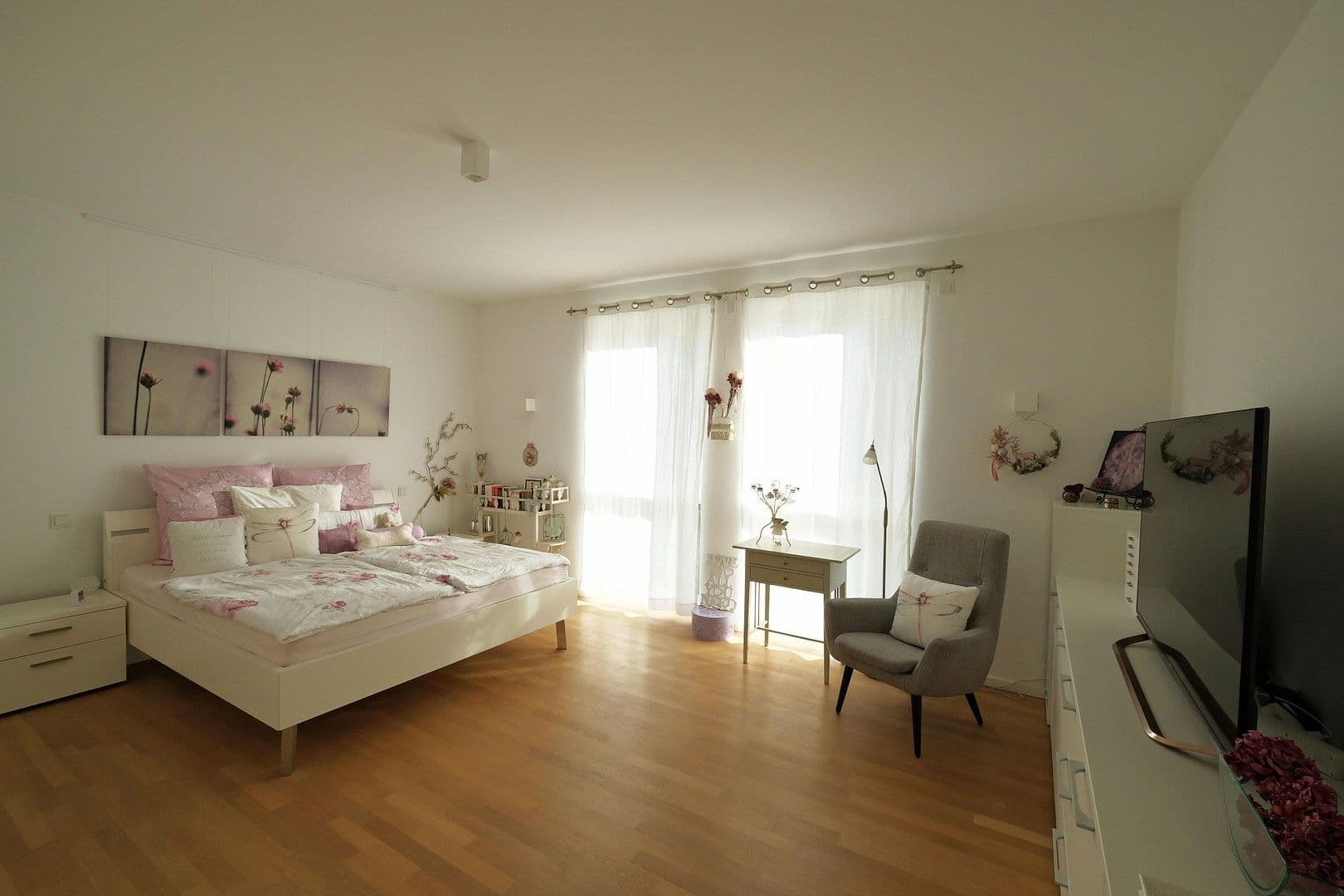 Predaj bytu 3-izbový 121 m², Berlin, Berlín Predaj bytu 3-izbový 121 m², Berlin, Berlín