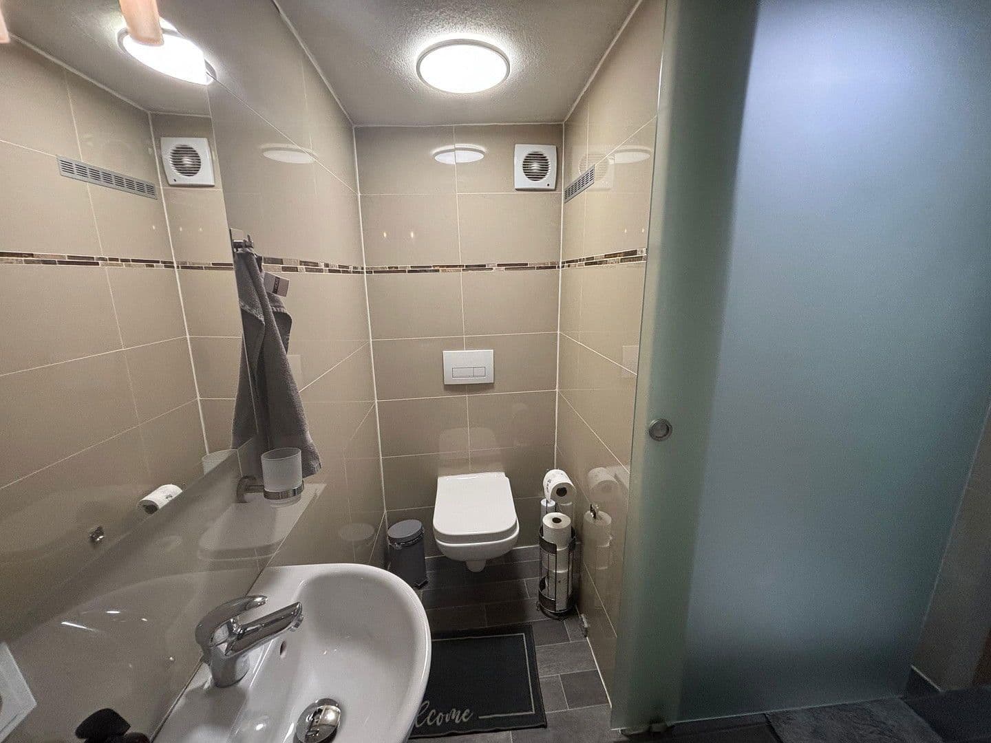 Prenájom bytu 2-izbový 34 m², Trier Feyen/Weismark, Porýnie-Falcko Prenájom bytu 2-izbový 34 m², Trier Feyen/Weismark, Porýnie-Falcko