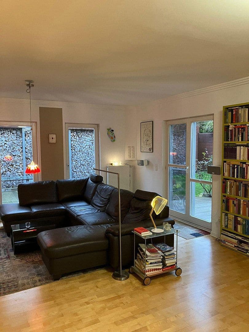 Predaj domu 162 m², pozemok 458 m², Udenheim, Porýnie-Falcko Predaj domu 162 m², pozemok 458 m², Udenheim, Porýnie-Falcko