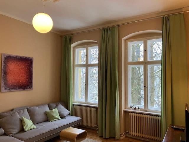 Predaj bytu 1-izbový 40 m², Haupstraße 77, Berlin, Berlín Predaj bytu 1-izbový 40 m², Haupstraße 77, Berlin, Berlín
