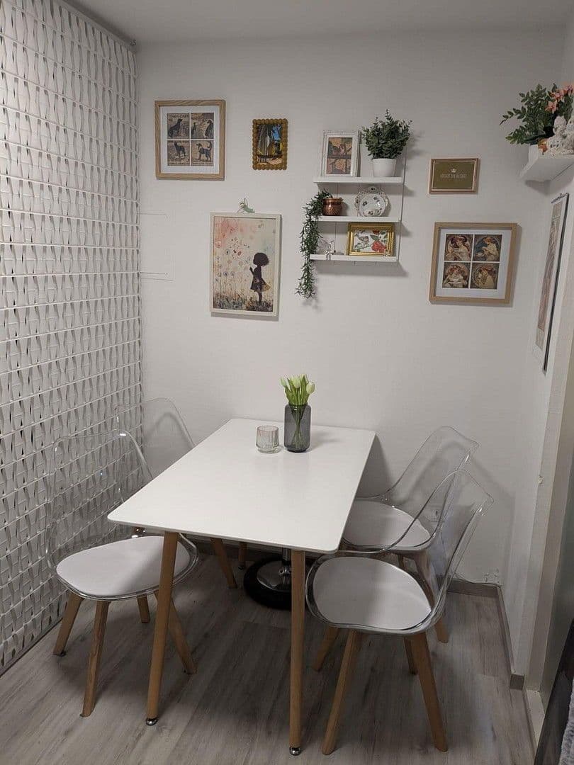 Prenájom bytu 3-izbový 75 m², Hagen, Severné Porýnie - Westfálsko Prenájom bytu 3-izbový 75 m², Hagen, Severné Porýnie - Westfálsko