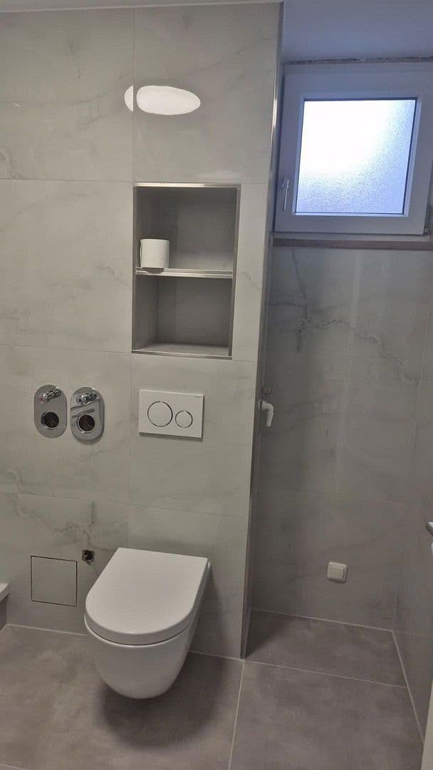 Prenájom bytu 3-izbový 70 m², Georg Ledebour Str. 18, Nürnberg, Bavorsko Prenájom bytu 3-izbový 70 m², Georg Ledebour Str. 18, Nürnberg, Bavorsko