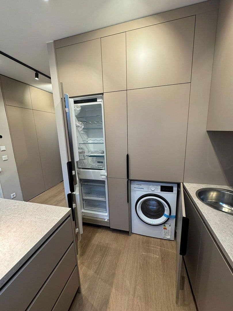 Prenájom bytu 2-izbový 50 m², Gotha-Allee 36, Berlin, Berlín Prenájom bytu 2-izbový 50 m², Gotha-Allee 36, Berlin, Berlín