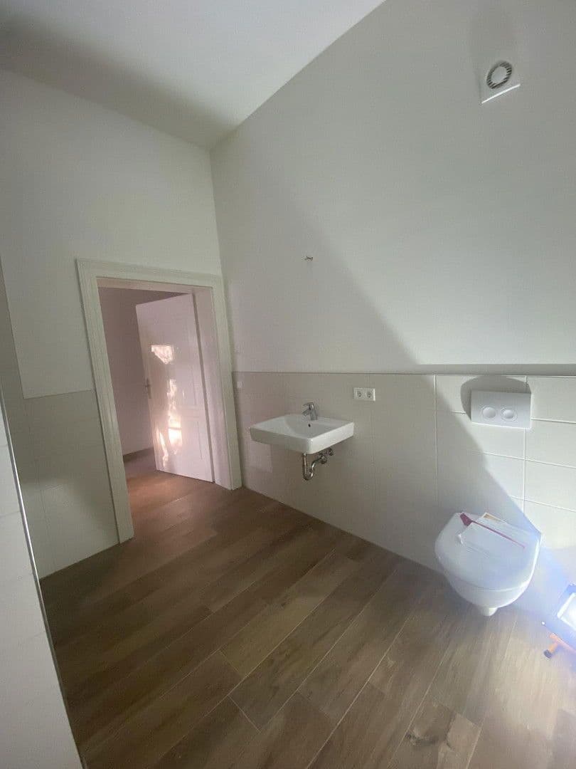 Prenájom bytu 2-izbový 57 m², Schlaurother Str. 10, Görlitz, Sasko Prenájom bytu 2-izbový 57 m², Schlaurother Str. 10, Görlitz, Sasko