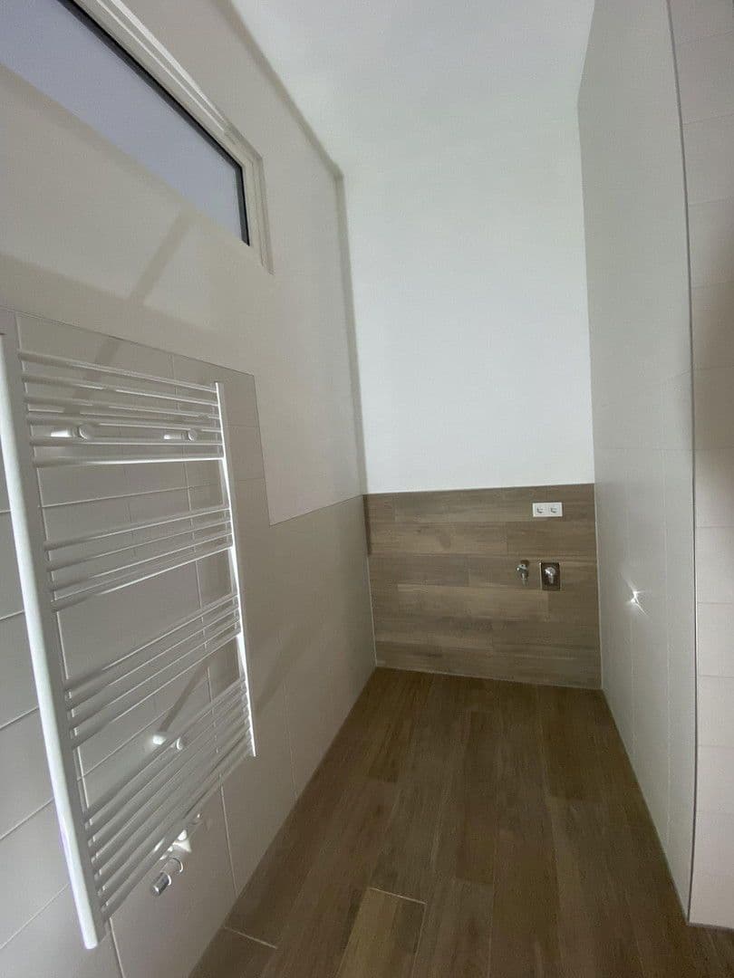 Prenájom bytu 2-izbový 57 m², Schlaurother Str. 10, Görlitz, Sasko Prenájom bytu 2-izbový 57 m², Schlaurother Str. 10, Görlitz, Sasko