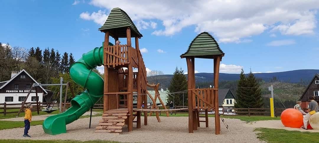 Prenájom rekreačného objektu, Strážné, Královéhradecký kraj Prenájom rekreačného objektu, Strážné, Královéhradecký kraj