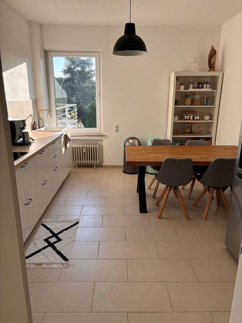 Predaj domu 434 m², pozemek 362 m², Viersener Staße 116, Mönchengladbach, Severné Porýnie - Westfálsko Predaj domu 434 m², pozemek 362 m², Viersener Staße 116, Mönchengladbach, Severné Porýnie - Westfálsko