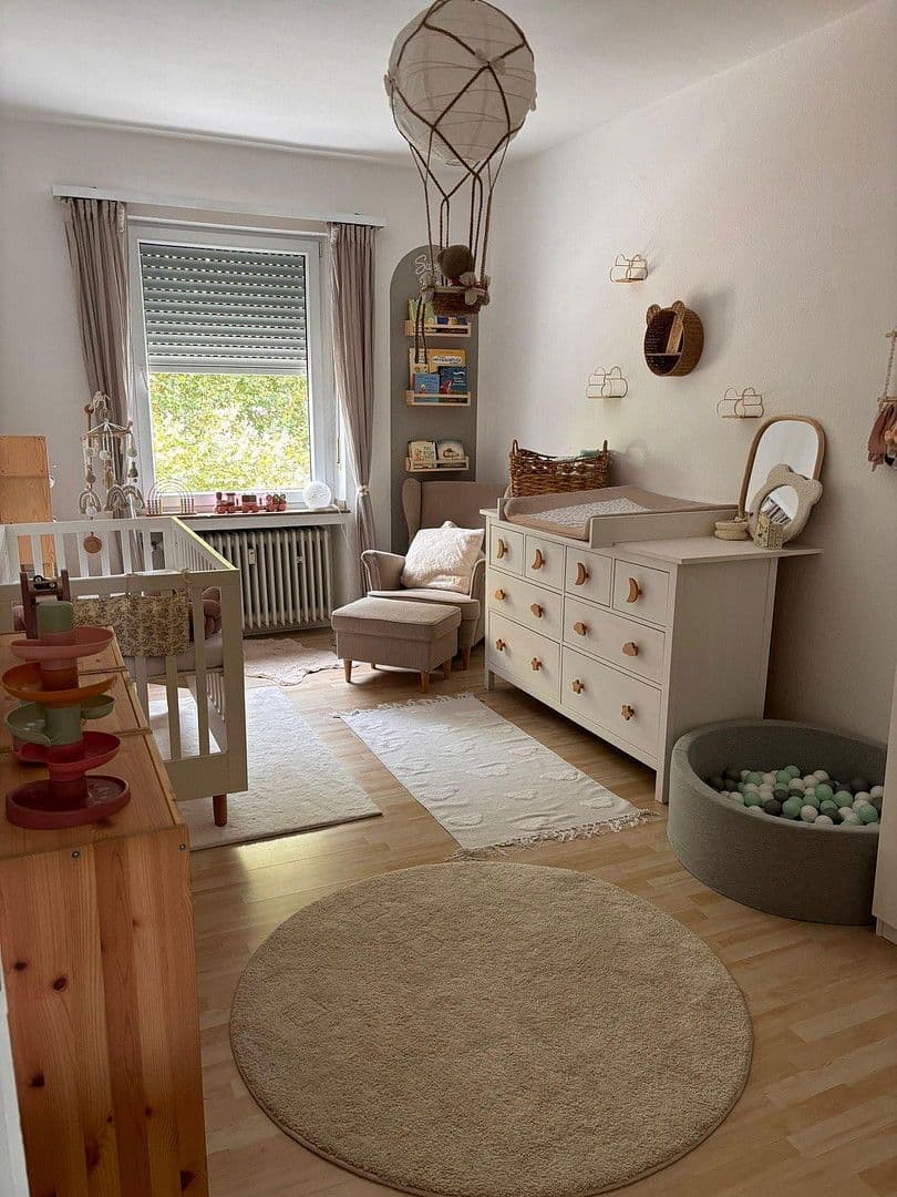 Predaj domu 434 m², pozemek 362 m², Viersener Staße 116, Mönchengladbach, Severné Porýnie - Westfálsko Predaj domu 434 m², pozemek 362 m², Viersener Staße 116, Mönchengladbach, Severné Porýnie - Westfálsko