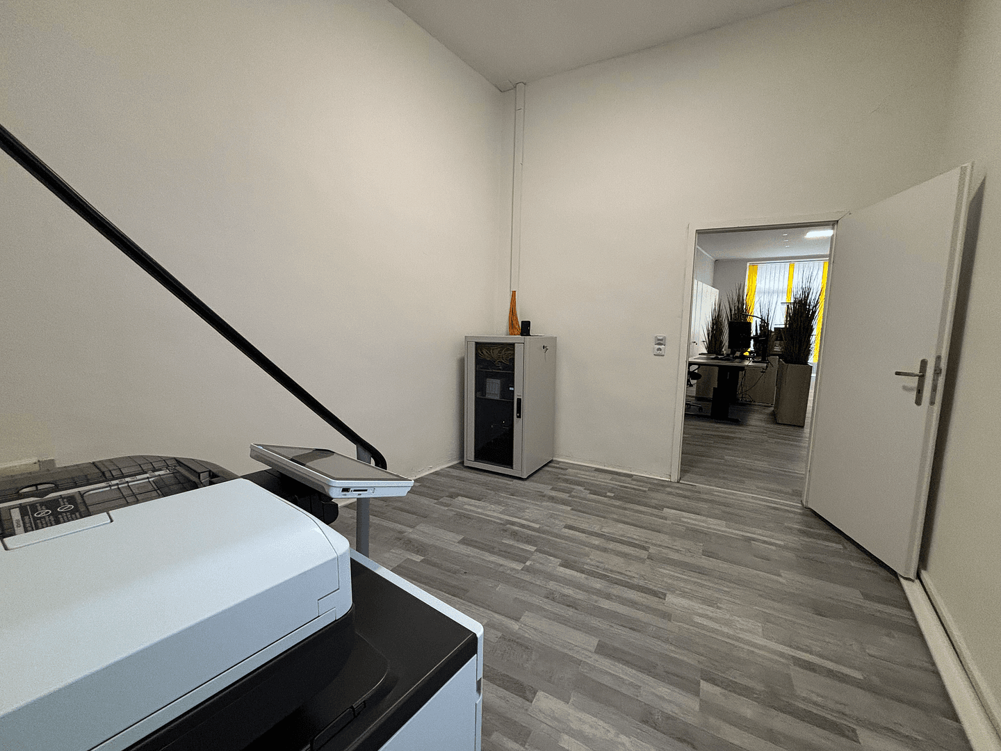 Prenájom kancelárie 180 m², Bahnstraße 92, Wittenberge, Brandenbursko Prenájom kancelárie 180 m², Bahnstraße 92, Wittenberge, Brandenbursko