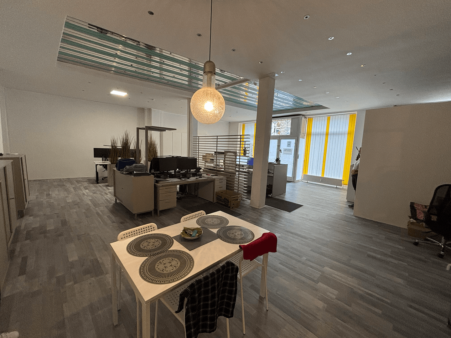 Prenájom kancelárie 180 m², Bahnstraße 92, Wittenberge, Brandenbursko Prenájom kancelárie 180 m², Bahnstraße 92, Wittenberge, Brandenbursko