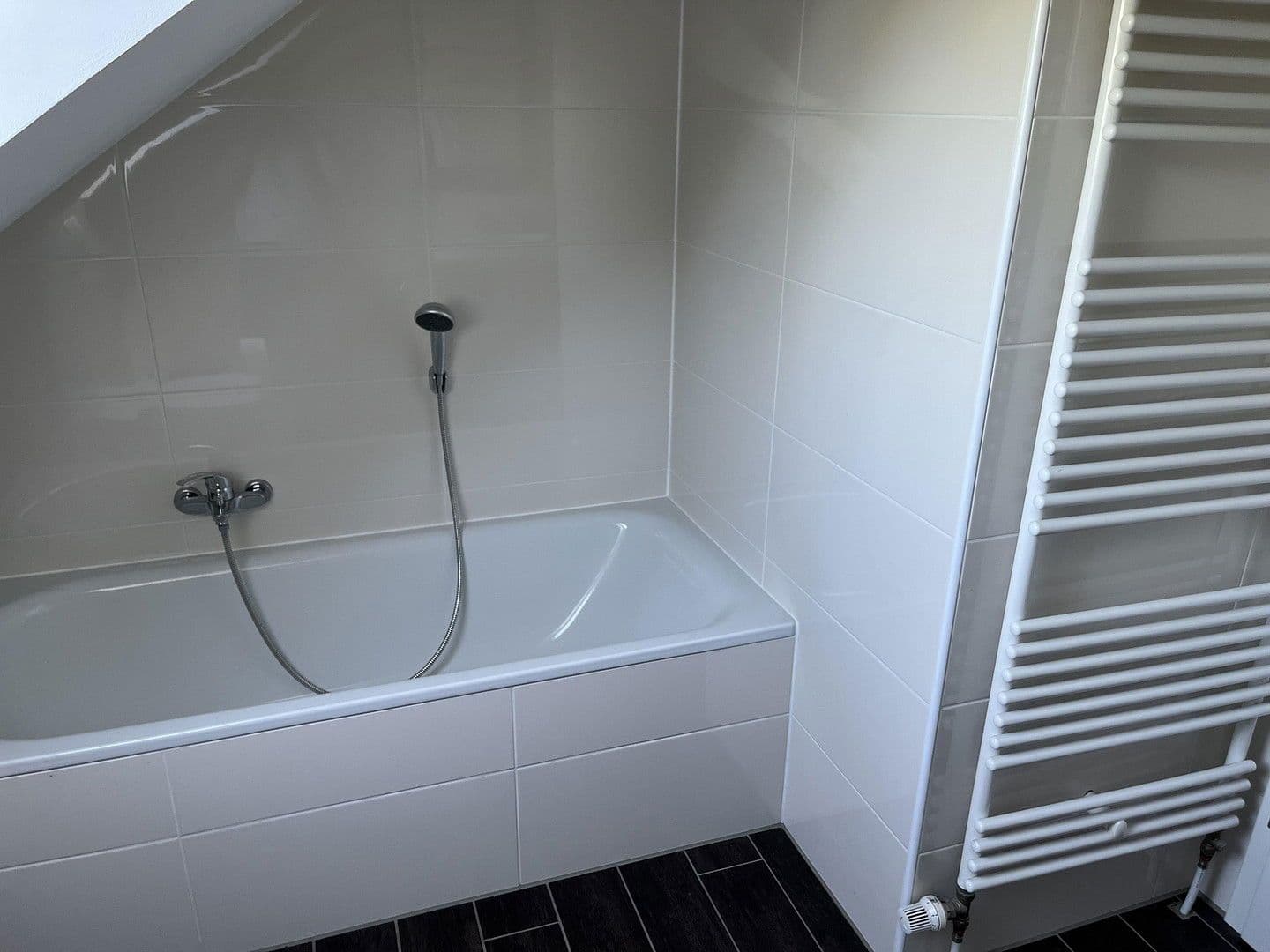 Predaj domu 128 m², pozemek 150 m², Hannover, Dolné Sasko Predaj domu 128 m², pozemek 150 m², Hannover, Dolné Sasko