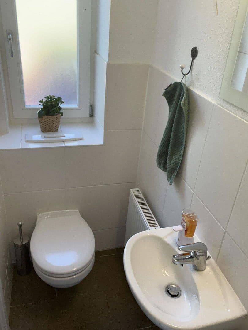 Predaj domu 128 m², pozemek 150 m², Hannover, Dolné Sasko Predaj domu 128 m², pozemek 150 m², Hannover, Dolné Sasko