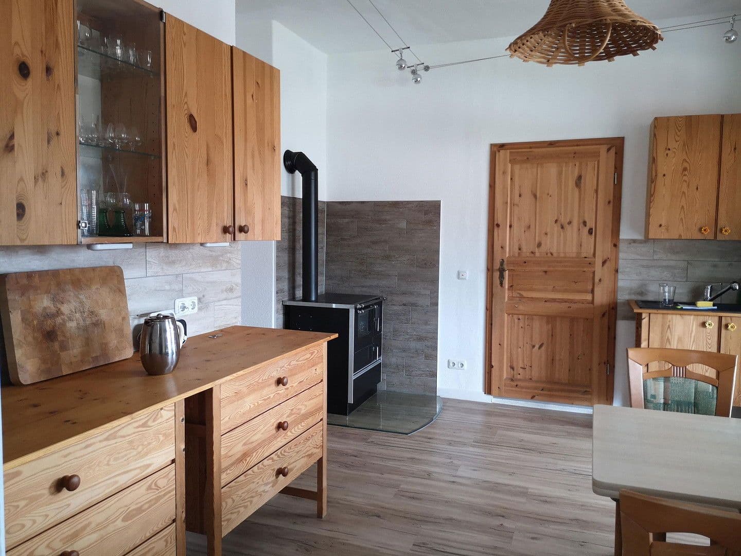 Predaj domu 150 m², pozemek 985 m², Fürstenberg/Havel, Brandenbursko Predaj domu 150 m², pozemek 985 m², Fürstenberg/Havel, Brandenbursko