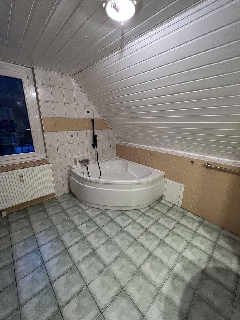 Prenájom bytu 2-izbový 62 m², Am Brestenberg 9, Schramberg, Bádensko-Wurttembersko Prenájom bytu 2-izbový 62 m², Am Brestenberg 9, Schramberg, Bádensko-Wurttembersko