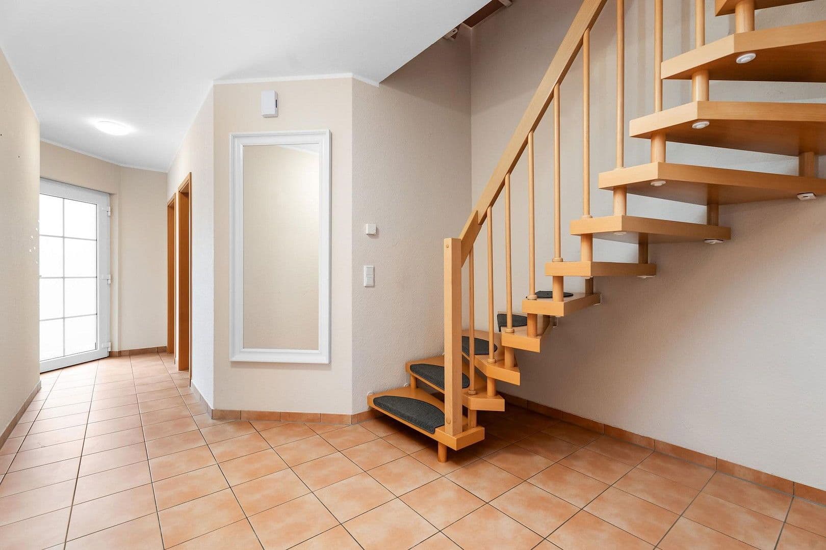 Prenájom domu 155 m², pozemek 182 m², Mechernicher Str. 15, Mechernich, Severné Porýnie - Westfálsko Prenájom domu 155 m², pozemek 182 m², Mechernicher Str. 15, Mechernich, Severné Porýnie - Westfálsko