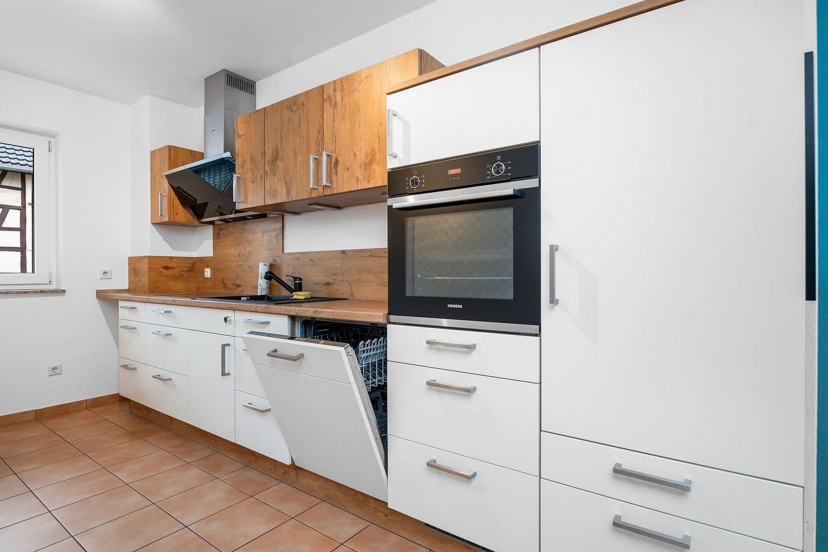 Prenájom domu 155 m², pozemek 182 m², Mechernicher Str. 15, Mechernich, Severné Porýnie - Westfálsko Prenájom domu 155 m², pozemek 182 m², Mechernicher Str. 15, Mechernich, Severné Porýnie - Westfálsko