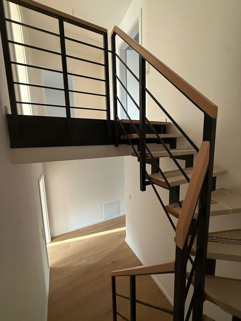 Predaj domu 127 m², pozemek 321 m², Kattenturmer Heerstraße 138c, Bremen, Brémy Predaj domu 127 m², pozemek 321 m², Kattenturmer Heerstraße 138c, Bremen, Brémy