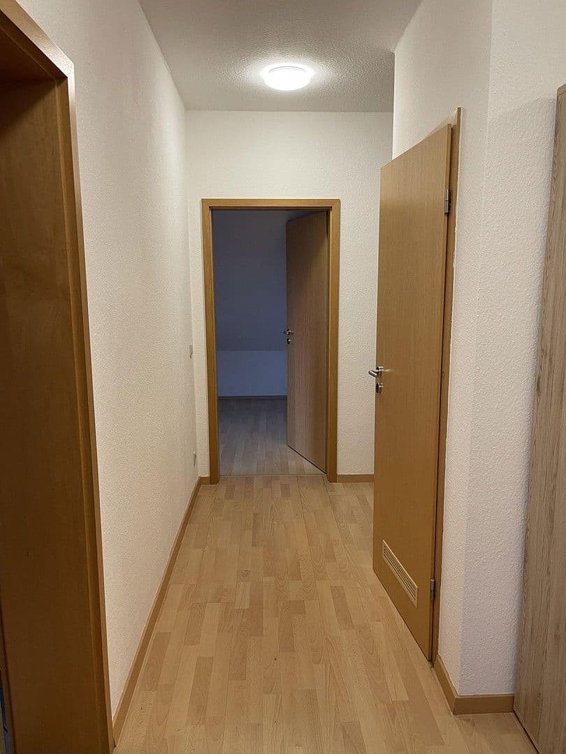 Prenájom bytu 3-izbový 85 m², Mainz-Kostheim, Hesensko Prenájom bytu 3-izbový 85 m², Mainz-Kostheim, Hesensko