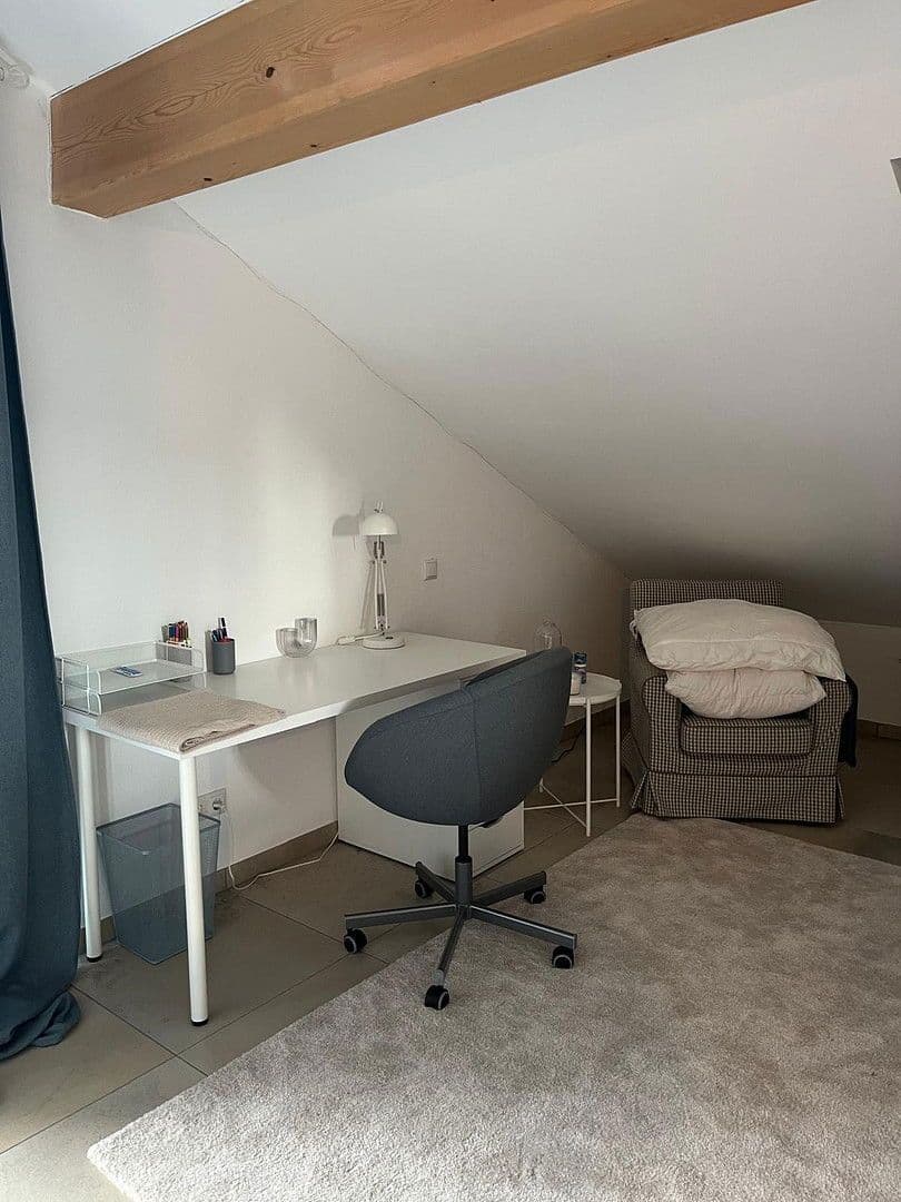 Prenájom domu 145 m², pozemek 150 m², Aying, Bavorsko Prenájom domu 145 m², pozemek 150 m², Aying, Bavorsko