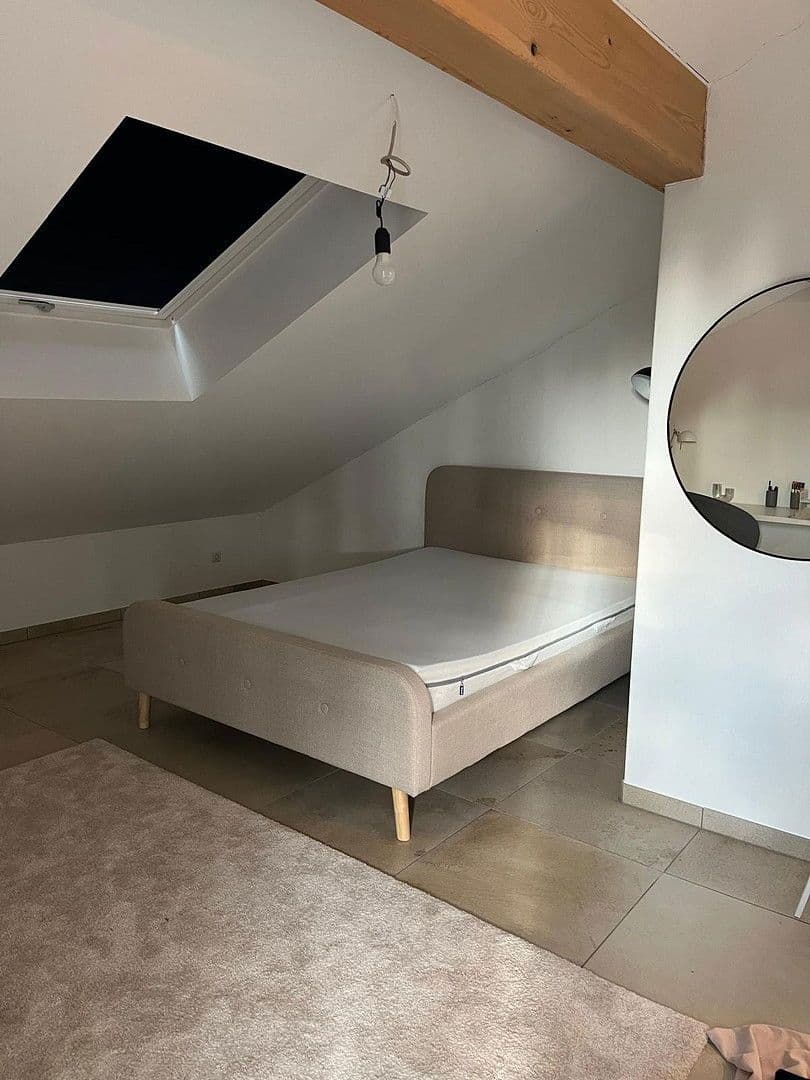 Prenájom domu 145 m², pozemek 150 m², Aying, Bavorsko Prenájom domu 145 m², pozemek 150 m², Aying, Bavorsko