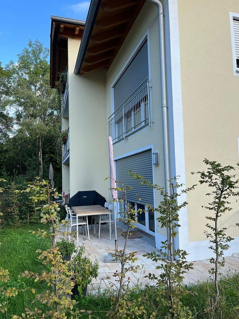 Prenájom domu 145 m², pozemek 150 m², Aying, Bavorsko Prenájom domu 145 m², pozemek 150 m², Aying, Bavorsko