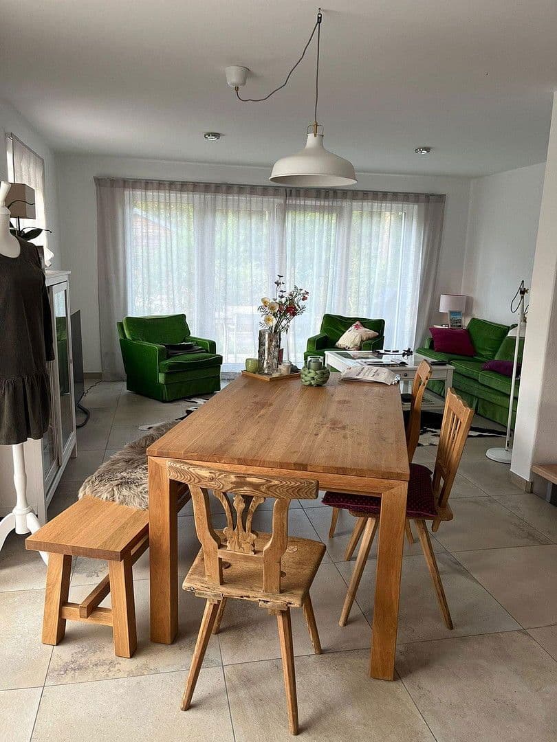 Prenájom domu 145 m², pozemek 150 m², Aying, Bavorsko Prenájom domu 145 m², pozemek 150 m², Aying, Bavorsko