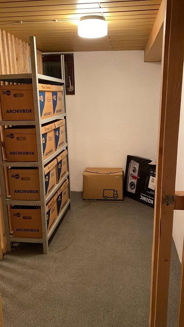 Prenájom bytu 1-izbový 74 m², Neuenbürg, Bádensko-Wurttembersko Prenájom bytu 1-izbový 74 m², Neuenbürg, Bádensko-Wurttembersko