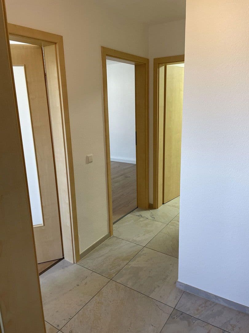 Prenájom bytu 2-izbový 57 m², Obrigheim, Bádensko-Wurttembersko Prenájom bytu 2-izbový 57 m², Obrigheim, Bádensko-Wurttembersko