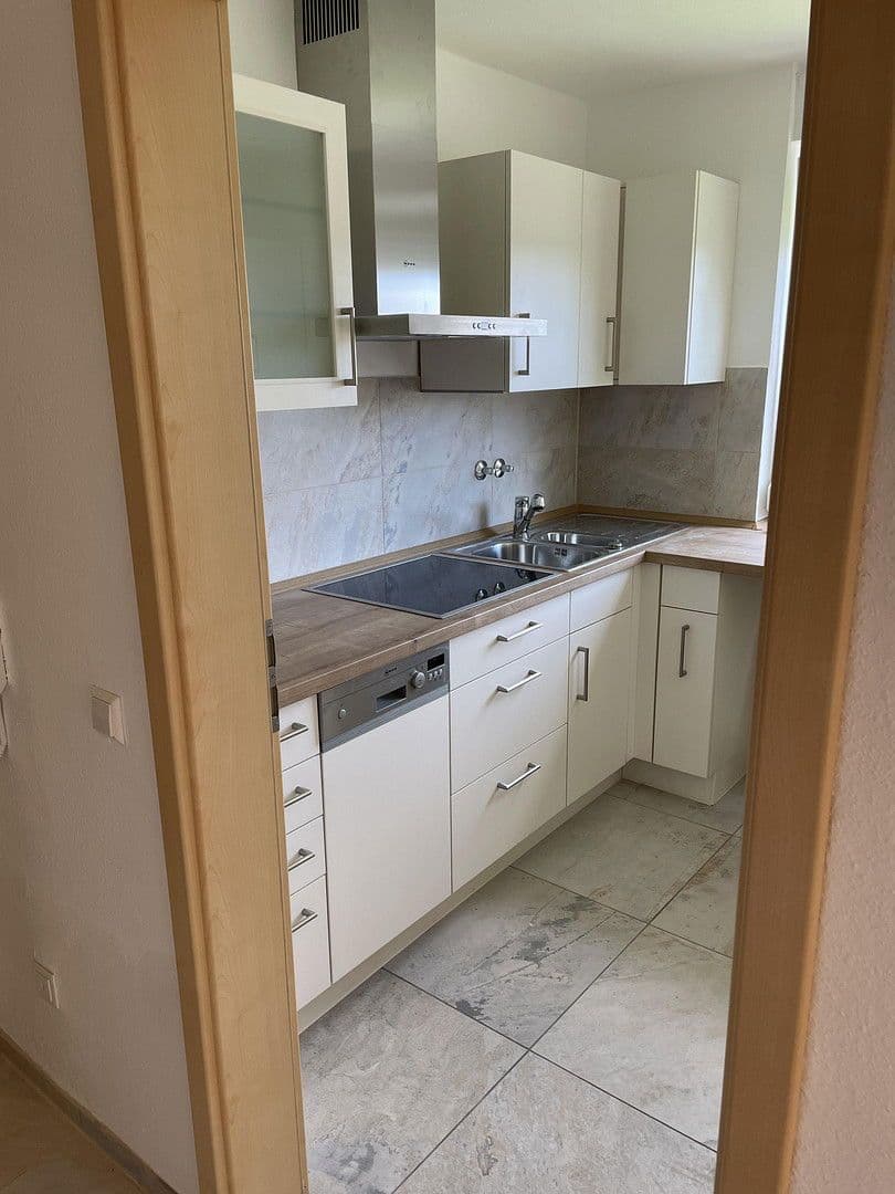 Prenájom bytu 2-izbový 57 m², Obrigheim, Bádensko-Wurttembersko Prenájom bytu 2-izbový 57 m², Obrigheim, Bádensko-Wurttembersko