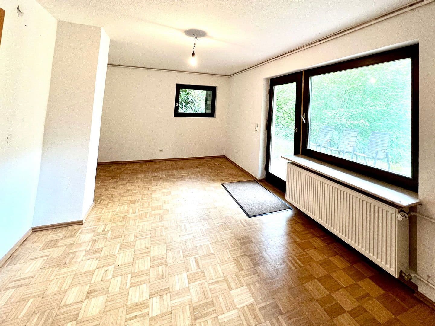Prenájom domu 90 m², pozemek 1.700 m², Bad Soden am Taunus, Hesensko Prenájom domu 90 m², pozemek 1.700 m², Bad Soden am Taunus, Hesensko