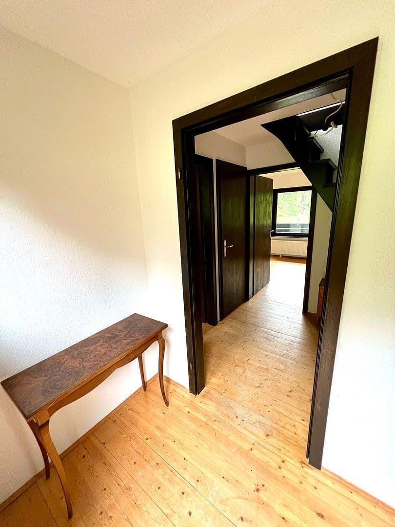 Prenájom domu 90 m², pozemek 1.700 m², Bad Soden am Taunus, Hesensko Prenájom domu 90 m², pozemek 1.700 m², Bad Soden am Taunus, Hesensko