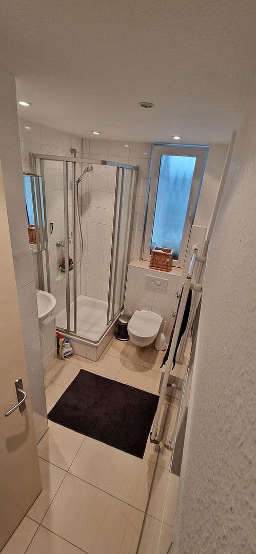 Prenájom bytu 3-izbový 95 m², Moerser Str. 1, Meerbusch, Severné Porýnie - Westfálsko Prenájom bytu 3-izbový 95 m², Moerser Str. 1, Meerbusch, Severné Porýnie - Westfálsko