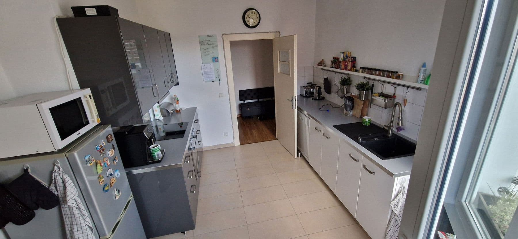 Prenájom bytu 3-izbový 95 m², Moerser Str. 1, Meerbusch, Severné Porýnie - Westfálsko Prenájom bytu 3-izbový 95 m², Moerser Str. 1, Meerbusch, Severné Porýnie - Westfálsko