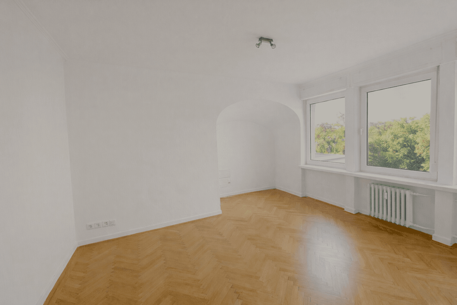 Prenájom bytu 1-izbový 45 m², Bahnhofstraße 31, Bonn, Severné Porýnie - Westfálsko Prenájom bytu 1-izbový 45 m², Bahnhofstraße 31, Bonn, Severné Porýnie - Westfálsko