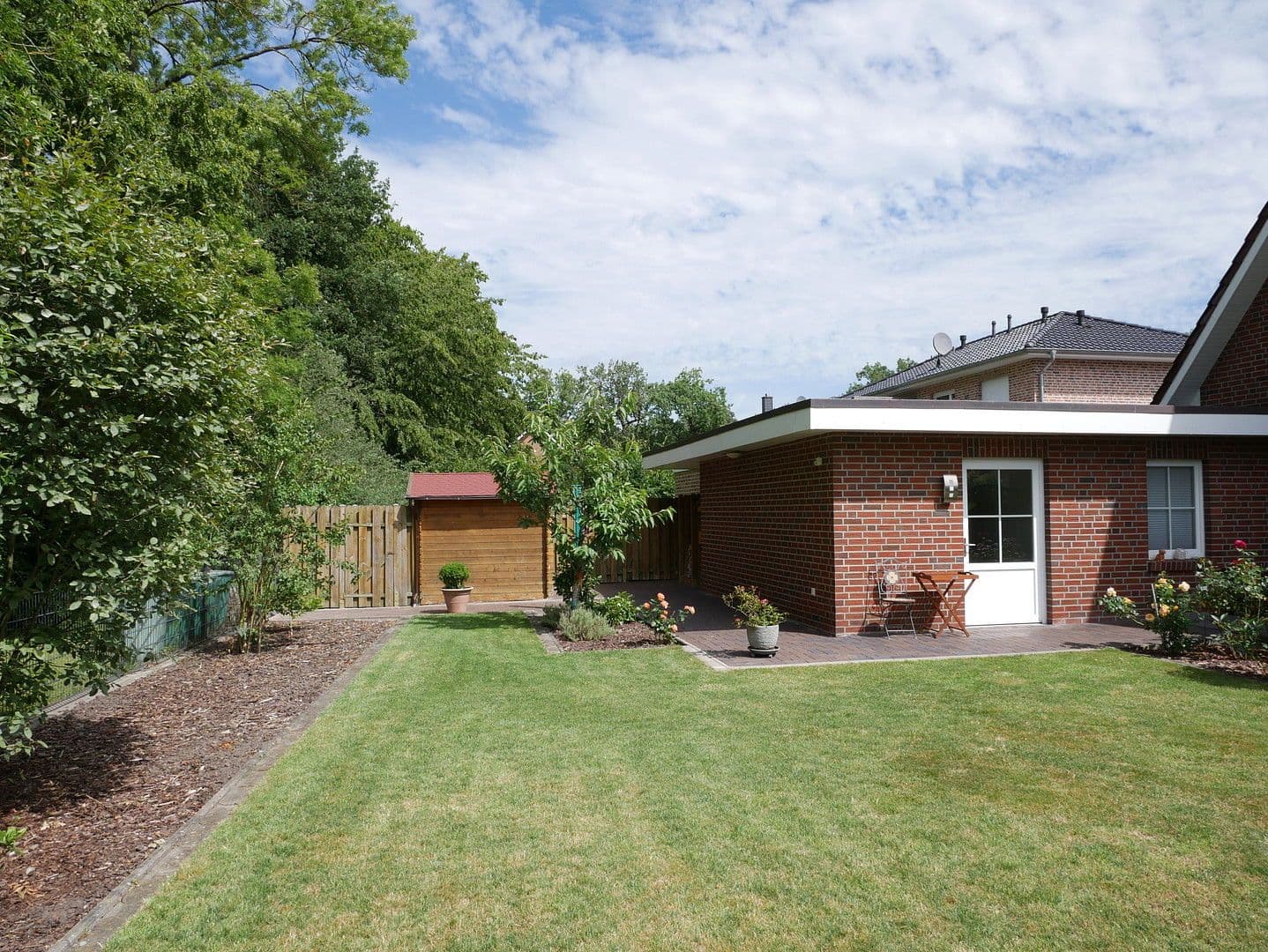 Predaj domu 200 m², pozemek 855 m², Leer (Ostfriesland), Dolné Sasko Predaj domu 200 m², pozemek 855 m², Leer (Ostfriesland), Dolné Sasko