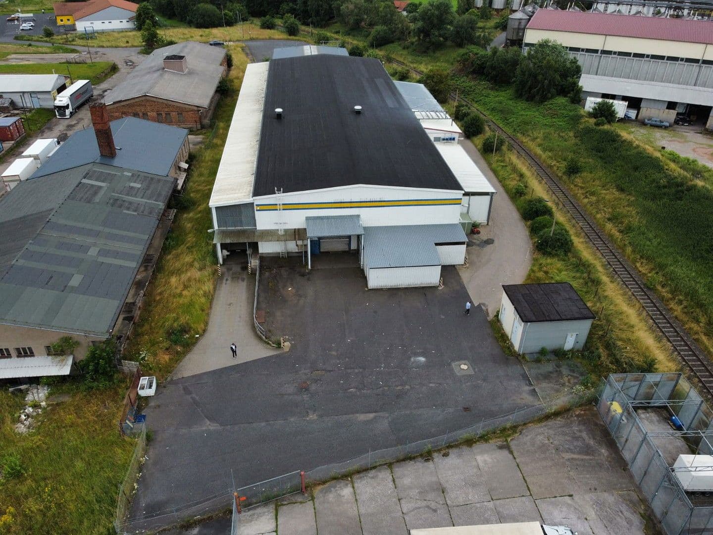 Prenájom nebytového priestoru 10.000 m², Salzunger Straße 115b, Leimbach, Durínsko Prenájom nebytového priestoru 10.000 m², Salzunger Straße 115b, Leimbach, Durínsko