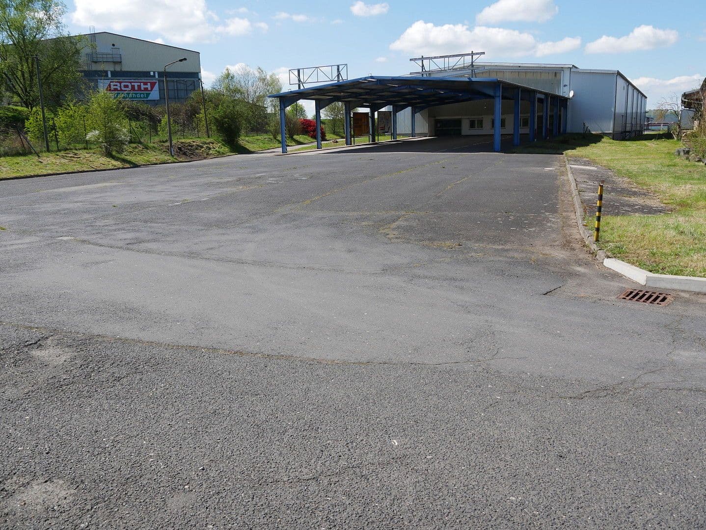 Prenájom nebytového priestoru 10.000 m², Salzunger Straße 115b, Leimbach, Durínsko Prenájom nebytového priestoru 10.000 m², Salzunger Straße 115b, Leimbach, Durínsko