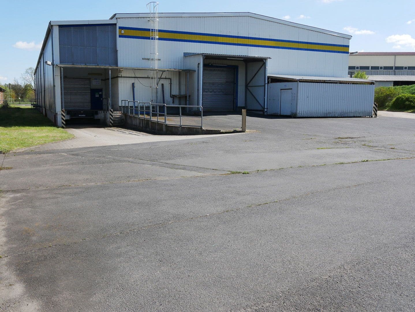 Prenájom nebytového priestoru 10.000 m², Salzunger Straße 115b, Leimbach, Durínsko Prenájom nebytového priestoru 10.000 m², Salzunger Straße 115b, Leimbach, Durínsko