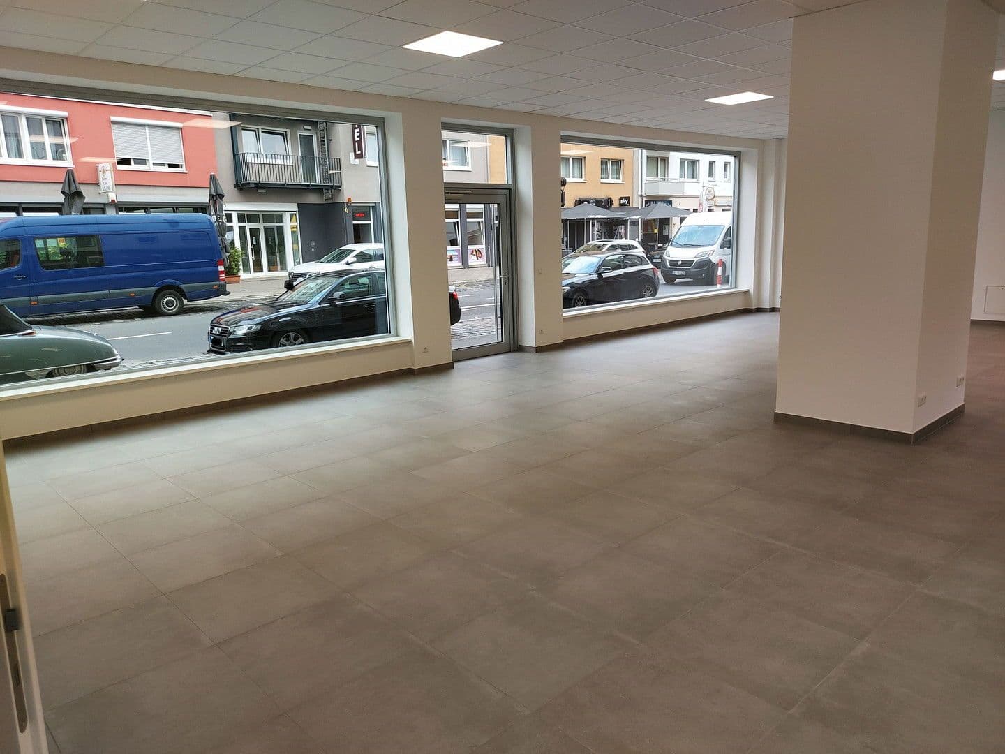 Prenájom nebytového priestoru 137 m², Allerheiligenstr. 13, Frankfurt, Hesensko Prenájom nebytového priestoru 137 m², Allerheiligenstr. 13, Frankfurt, Hesensko